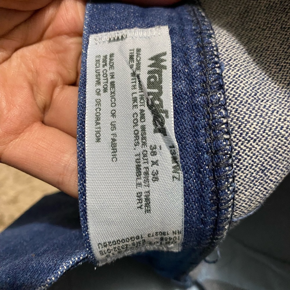 Wrangler 13MWZ 23X38 Jeans
